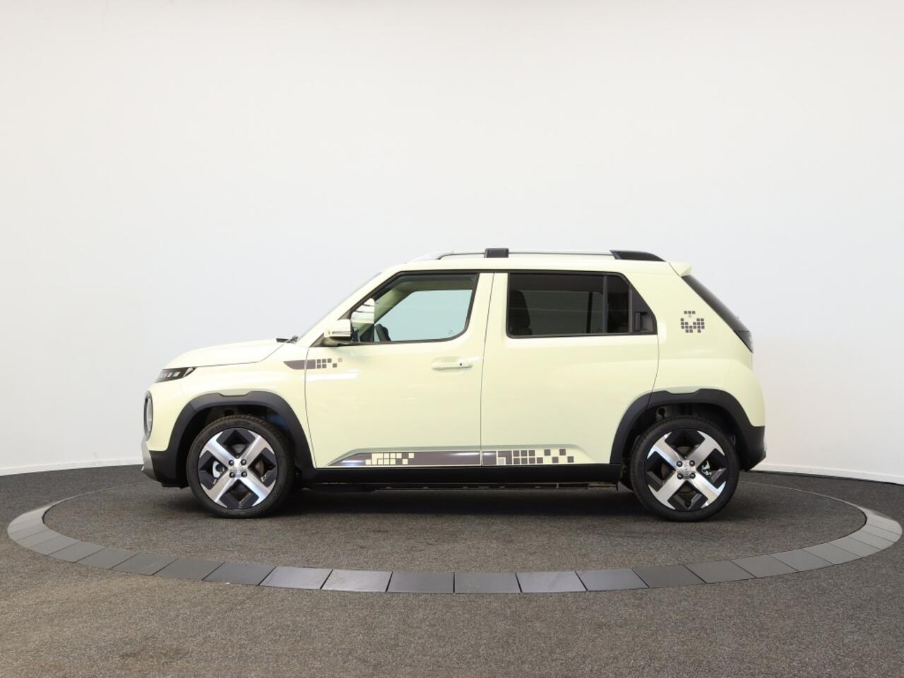 Hyundai INSTER Evolve 49 kWh | Demo | Achteruitrijcamera | Navigatie | Parkeer