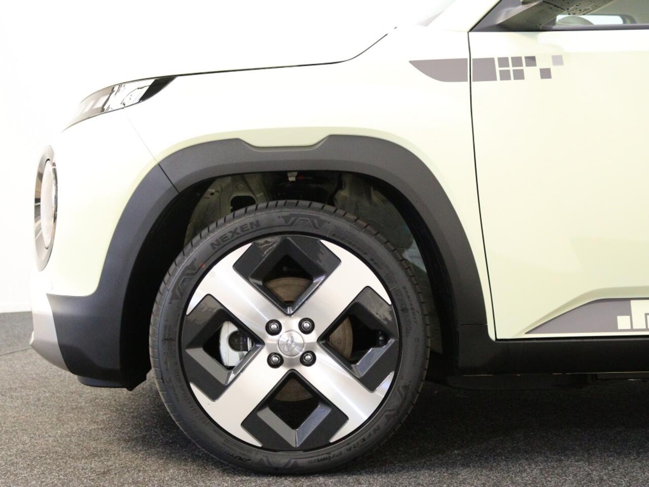 Hyundai INSTER Evolve 49 kWh | Demo | Achteruitrijcamera | Navigatie | Parkeer