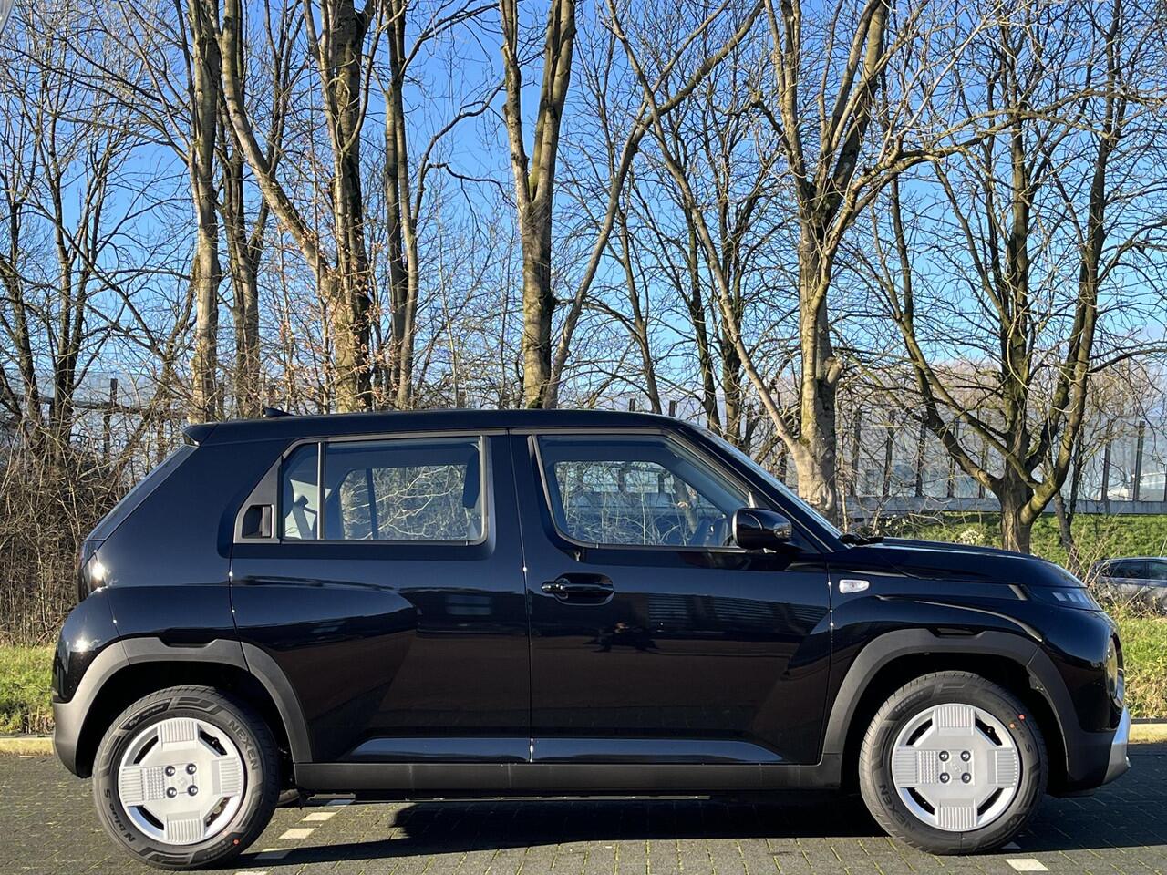 Hyundai INSTER E-Motion 49 kWh |¤2525 KORTING|VOORRAAD|NAVIGATIE|CAMERA|SENSOREN|