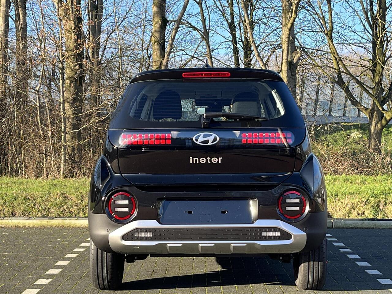 Hyundai INSTER E-Motion 49 kWh |¤2525 KORTING|VOORRAAD|NAVIGATIE|CAMERA|SENSOREN|