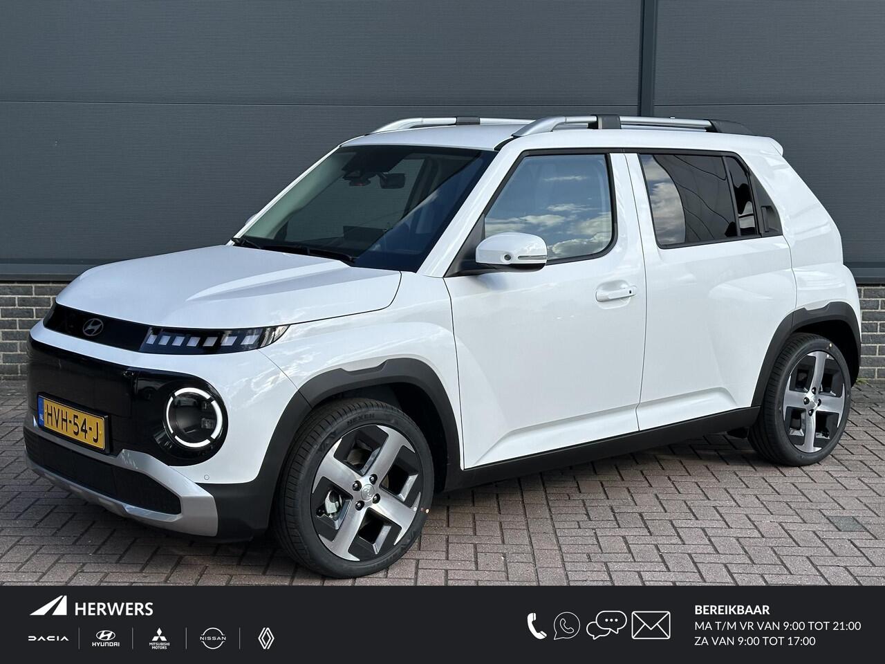 Hyundai INSTER Evolve 49 kWh / Navigatie / Achteruitrijcamera / Apple Carplay & Android Auto / Adaptive Cruise Control / Automatische Airco / 3 Fase /