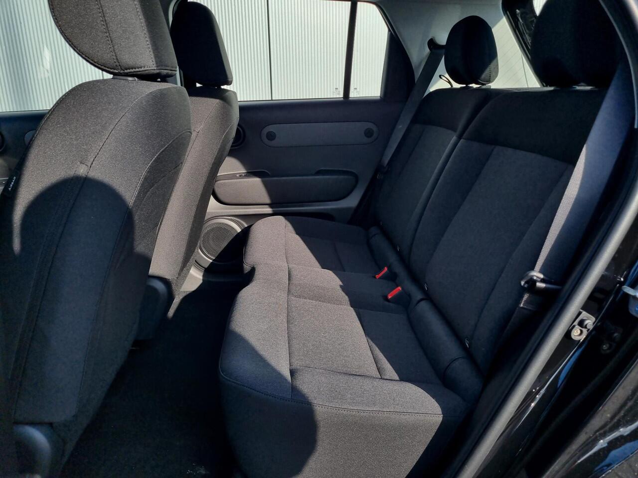 Hyundai INSTER E-Motion 42 kWh / ¤2000 Voordeel / Climate Control / Adaptive Cruise Control / Dynamische Navigatie / 11kW On-Board-Charger / Snel Leverbaar! /