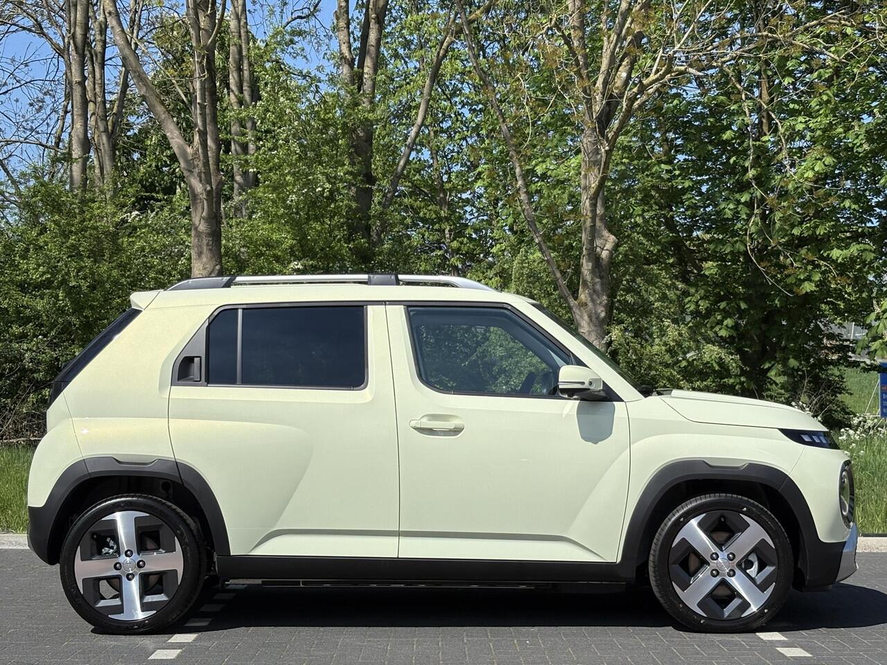 Hyundai INSTER Evolve 49 kWh |¤2715 KORTING|VOORRAAD|360 CAMERA|STOEL/-STUURVERWARMING|DODEHOEKDETECTIE|