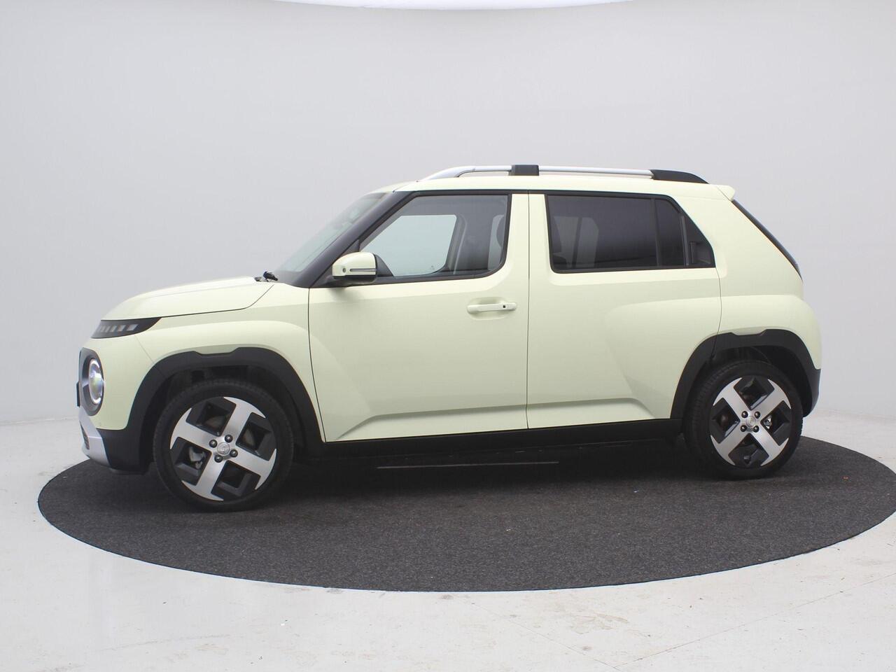 Hyundai INSTER Evolve 49 kWh / 1ste Eigenaar / Navigatie / Adaptieve Cruise Control / NL Auto / Fabrieksgarantie tot 08-04-2030 / Keyless Entry / 17" LMV / Dakrails / Historie aanwezig /