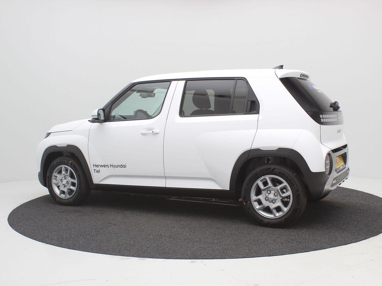 Hyundai INSTER Pulse 49 kWh / Navigatie / Parkeersensoren voor & achter / 15" LMV / Verschuifbare achterbank / Verlichting LED / Adaptieve Cruise control /