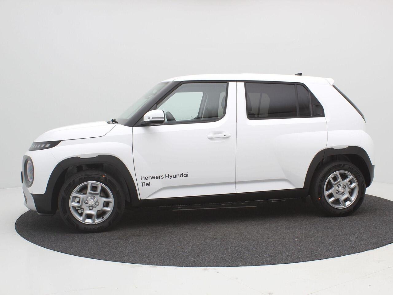 Hyundai INSTER Pulse 49 kWh / Navigatie / Parkeersensoren voor & achter / 15" LMV / Verschuifbare achterbank / Verlichting LED / Adaptieve Cruise control /