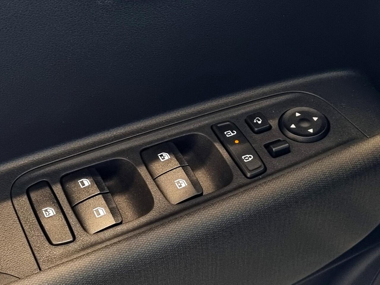 Hyundai INSTER Pulse 49 kWh / Airco/ Cruise control/ Apple carplay/Android Auto / Automaat / 17'inch /