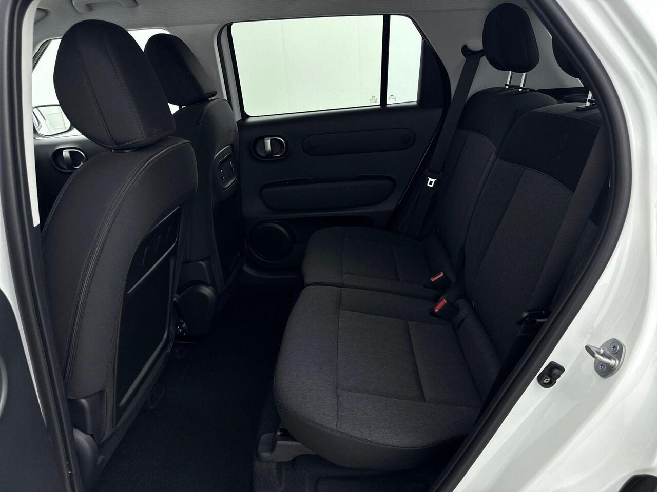 Hyundai INSTER Pulse 49 kWh | Actieradius 370km | 3-Fasen | Snelladen | Navigatie | Camera | Parkeersensoren |