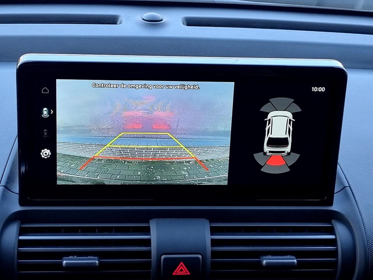 Hyundai INSTER Pulse 49 kWh / Navigatie / Achteruitrijcamera / Adaptieve cruise control / verstelbare achterbanken /