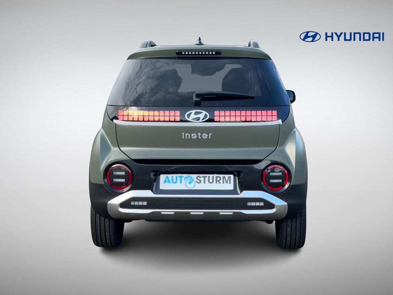 Hyundai INSTER Evolve 49 kWh Winter + Tech Pack