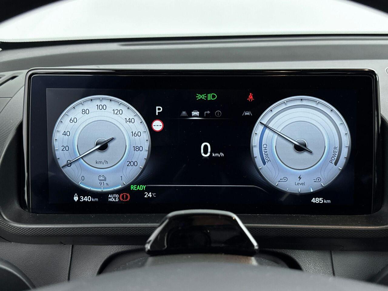 Hyundai INSTER E-MOTION 49 kWh | BTW auto | Lage bijtelling