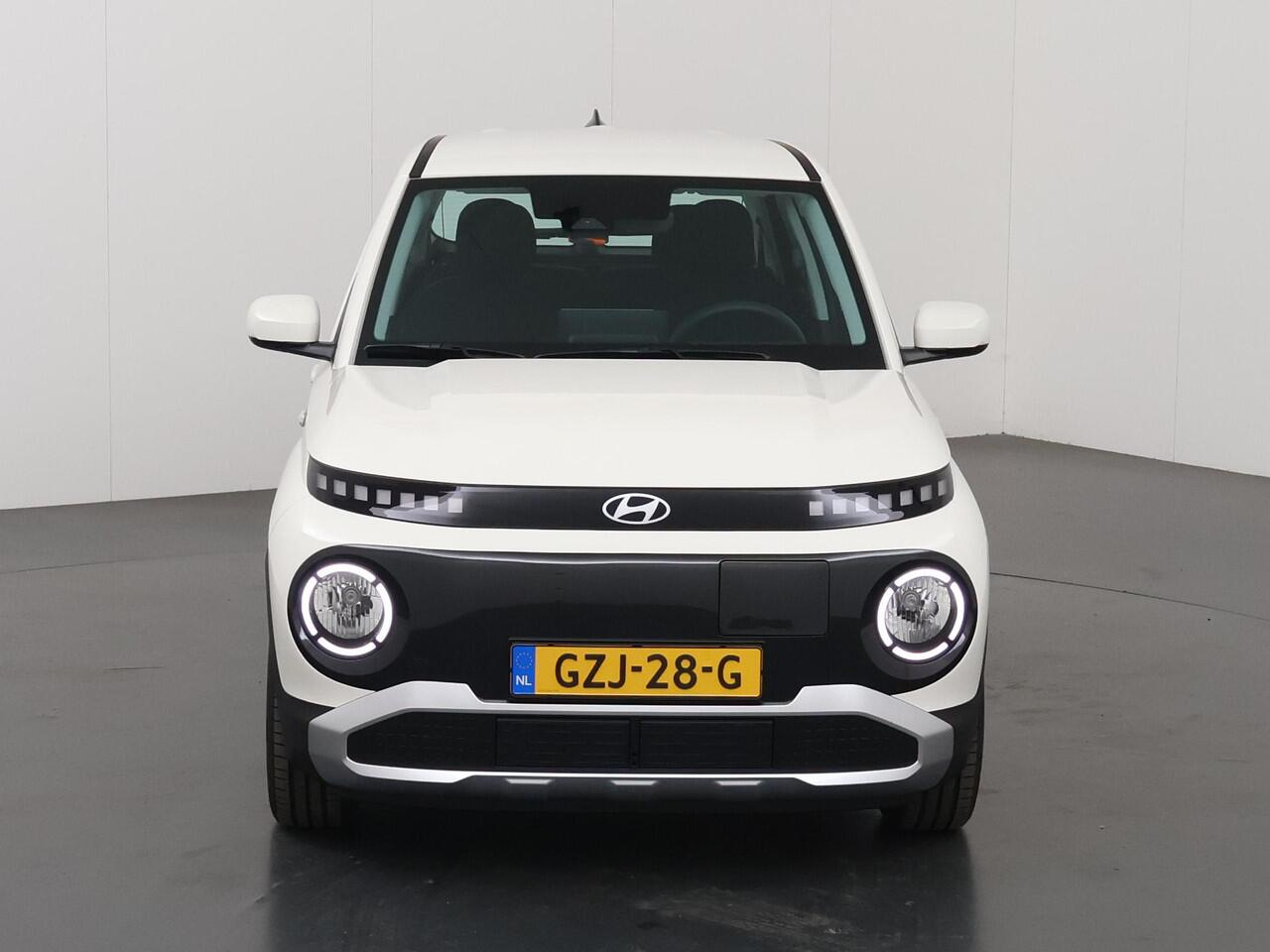 Hyundai INSTER E-Motion 42 kWh | SOH 99% | Navigatie | Parkeercamera | Cruise Control Adaptief | Climate Control | Keyless Go |