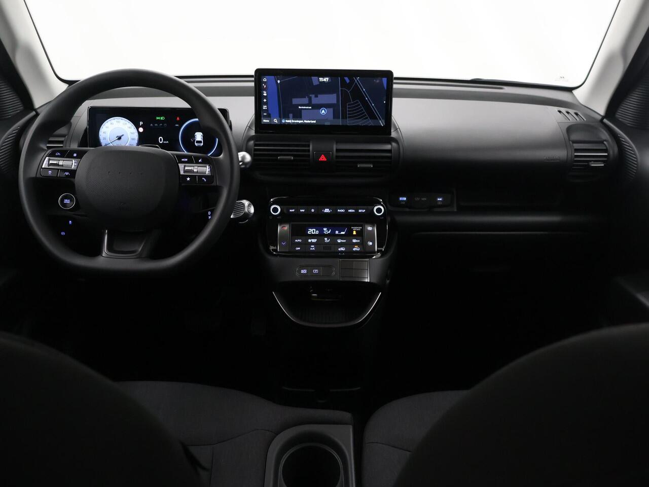 Hyundai INSTER E-Motion 42 kWh | SOH 99% | Navigatie | Parkeercamera | Cruise Control Adaptief | Climate Control | Keyless Go |