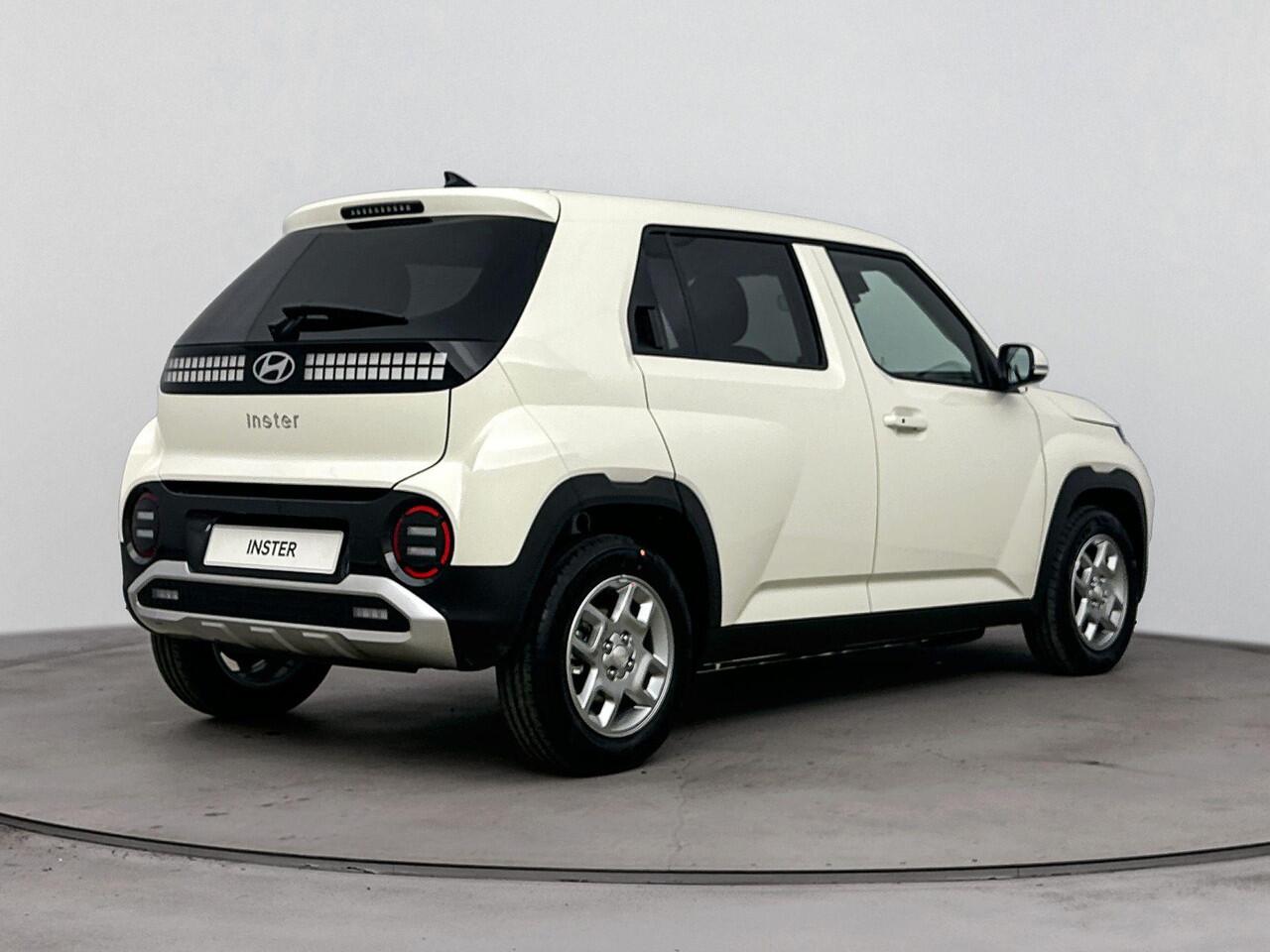 Hyundai INSTER Pulse 49 kWh | Winter Pack met warmtepomp | Nieuw | Op afroep leverbaar!