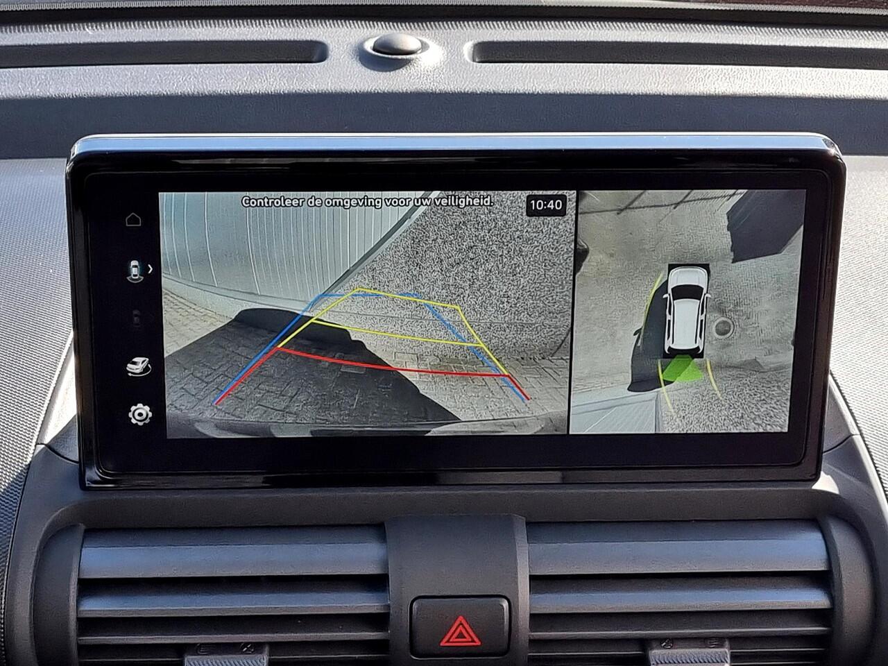 Hyundai INSTER Evolve 49 kWh / UIT VOORRAAD / Winter & Tech pack/ Incl. ¤3000 Inruilvooroordeel / Warmtepomp / Stoel- & Stuurverwarming / Climate Control / Adaptive Cruise Control /