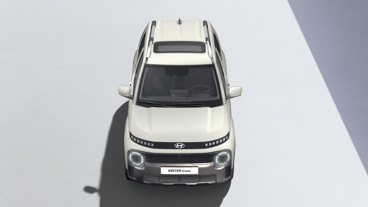 Hyundai INSTER Cross Sky Plus 49 kWh /Incl. ¤3000,- inruilvoordeel / Schuif-kantel dak / Navigatie / Apple & Android carplay / levertijd 3 maanden /