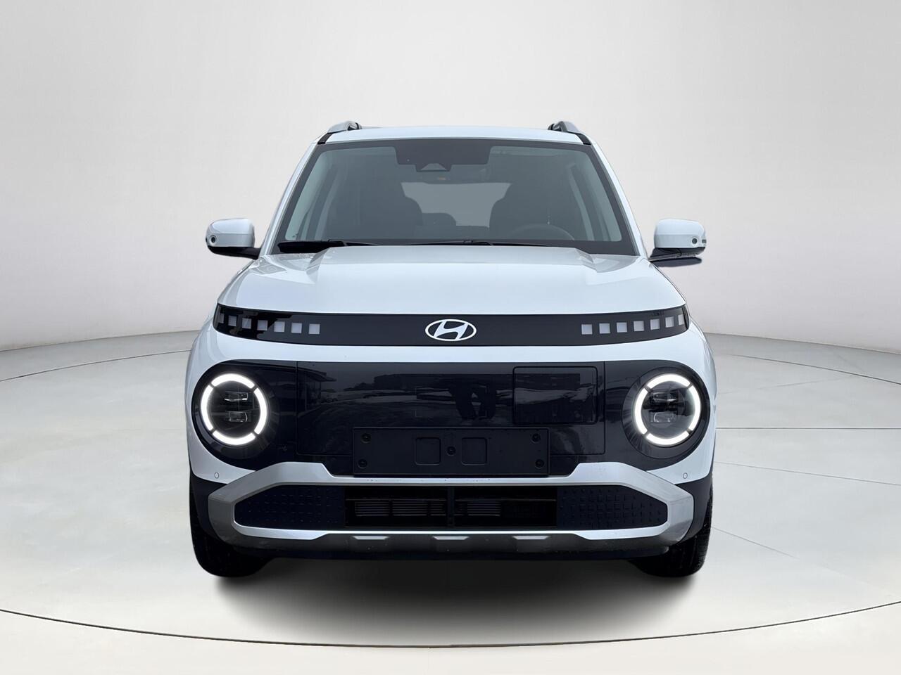 Hyundai INSTER Evolve 49 kWh | Winterpack | Uit voorraad leverbaar | Warmtepomp | Stoel en stuurverwarming | Parkeersensoren voor en achter | Adaptieve cruise control