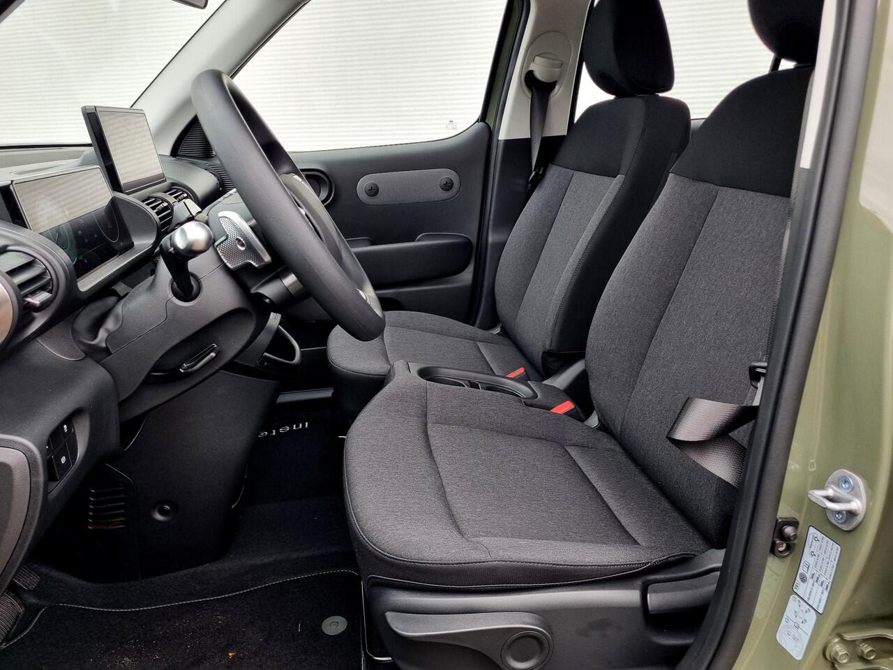 Hyundai INSTER E-Motion 49 kWh / ¤3000,- Voordeel Op Nieuwprijs / Rijklaarprijs / Navigatie / Apple & Android carplay /