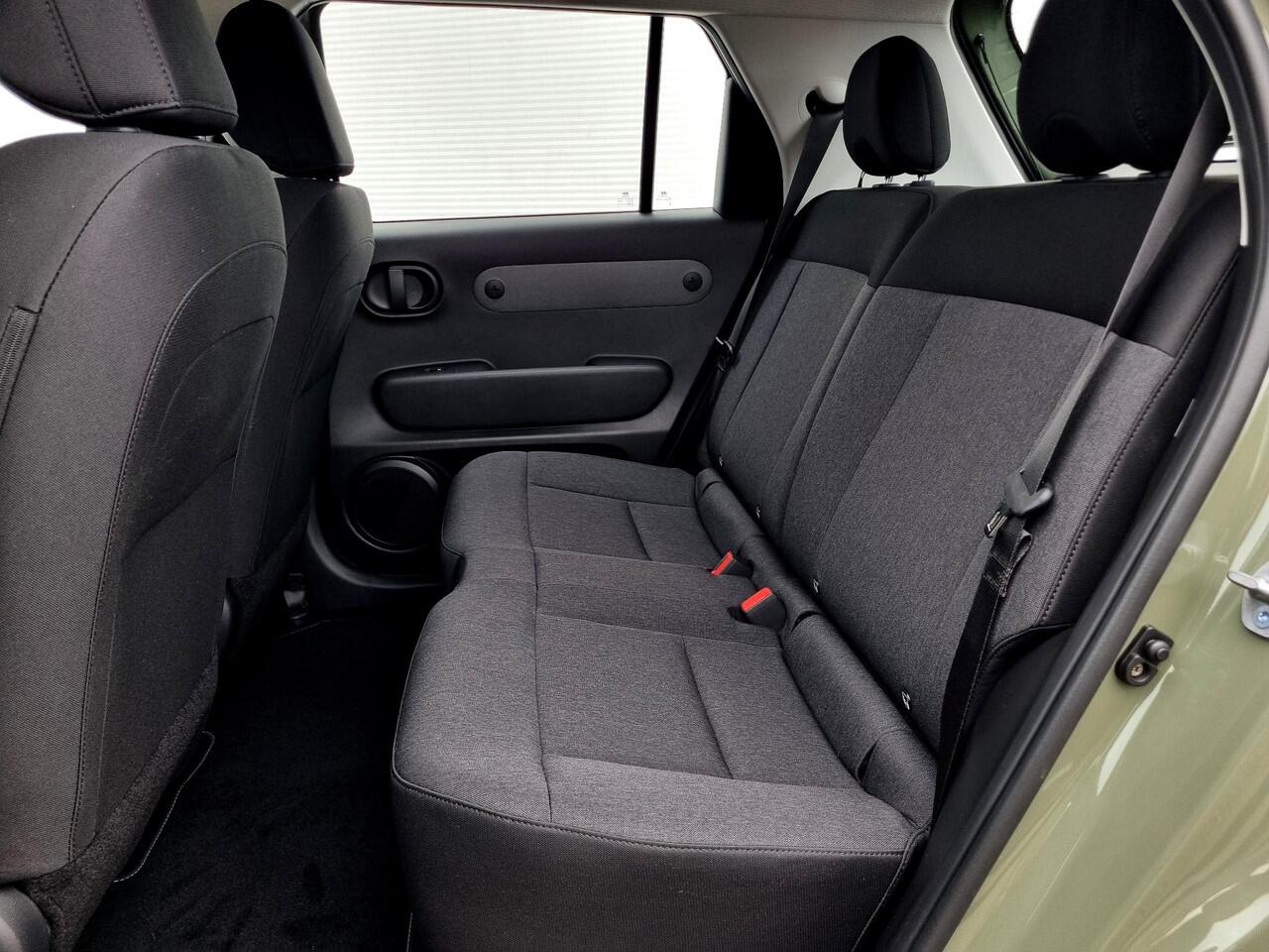 Hyundai INSTER E-Motion 49 kWh / ¤3000,- Voordeel Op Nieuwprijs / Rijklaarprijs / Navigatie / Apple & Android carplay /