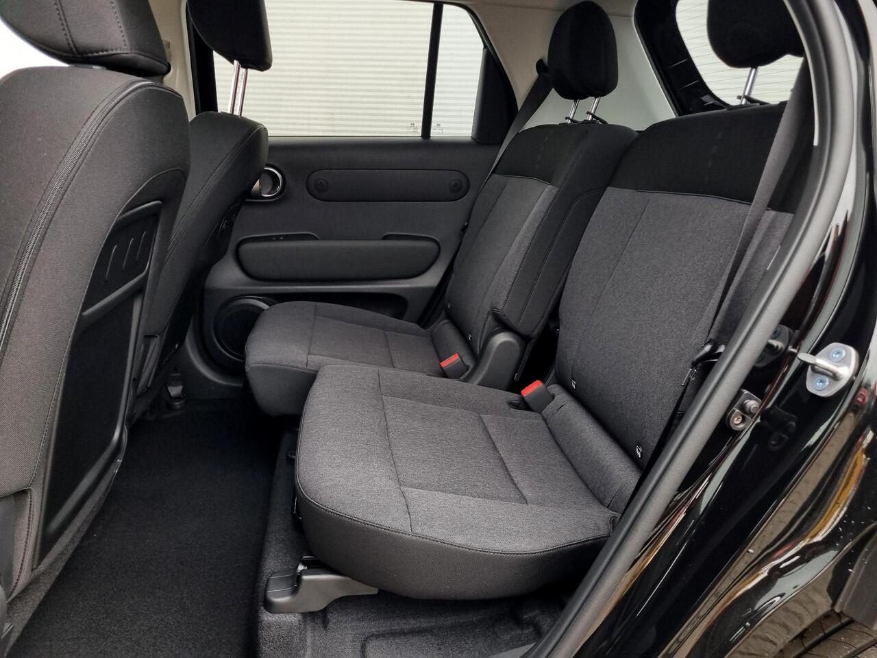 Hyundai INSTER Evolve 49 kWh / ¤3000,- / Snel leverbaar / Navigatie / Cruise Control / Winter & Tech Pack /