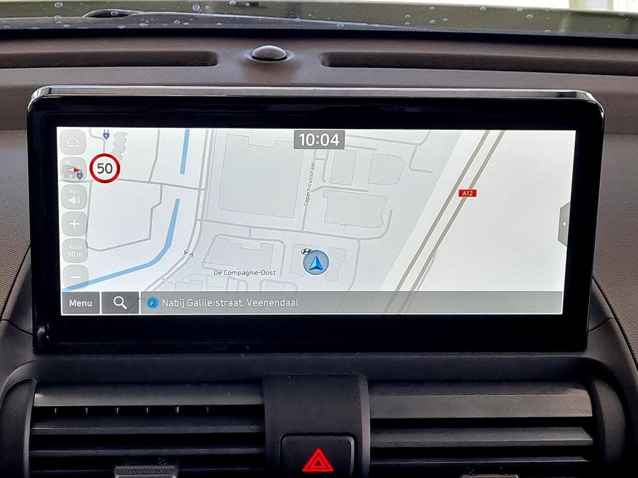 Hyundai INSTER Evolve 49 kWh / ¤3000,- / Snel leverbaar / Navigatie / Cruise Control / Winter & Tech Pack /