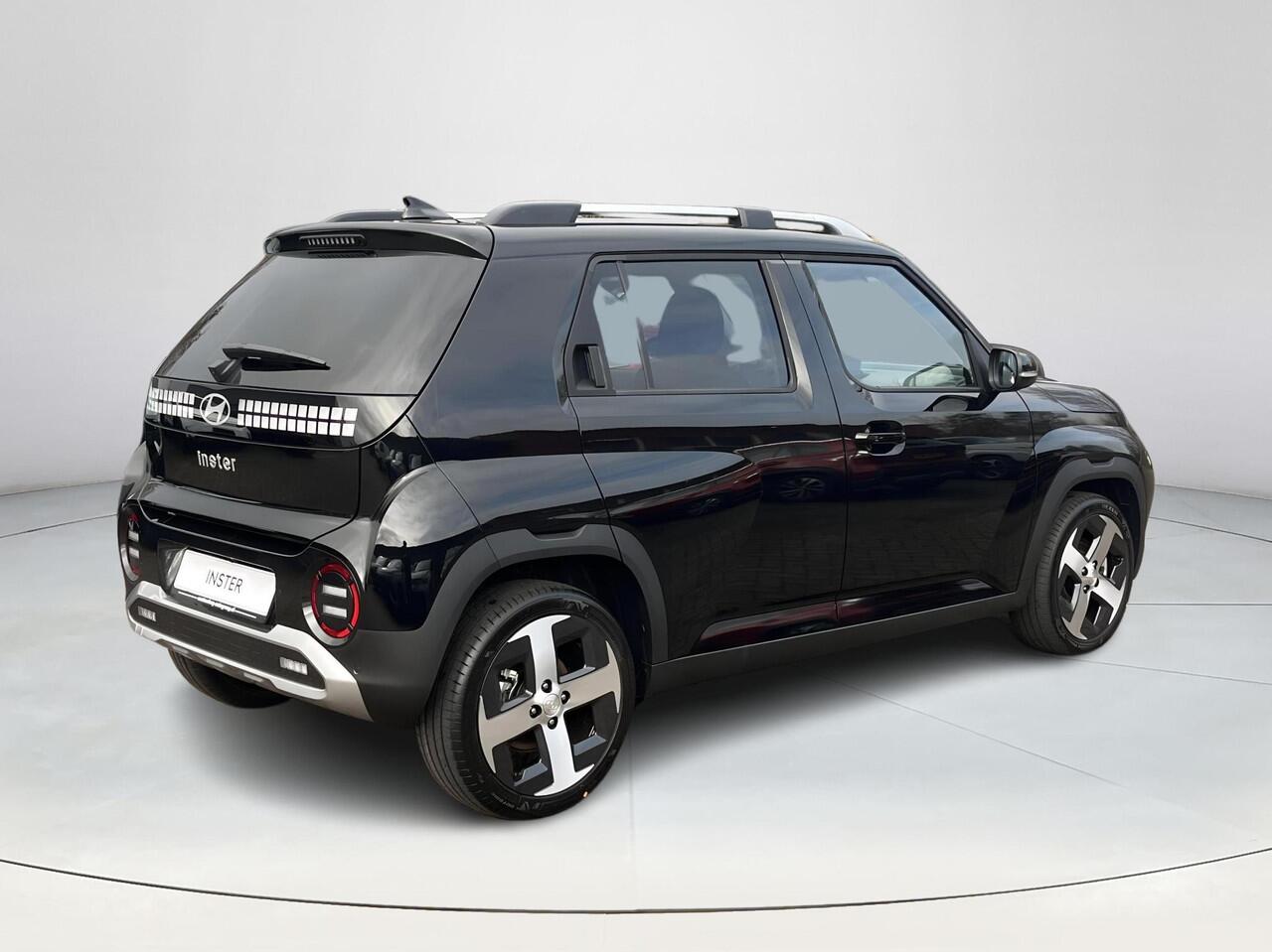 Hyundai INSTER Evolve 49 kWh | Rijklaarprijs! | Winter pakket | Apple CarPlay/Android Auto | Cruise Control | 17" wielen |