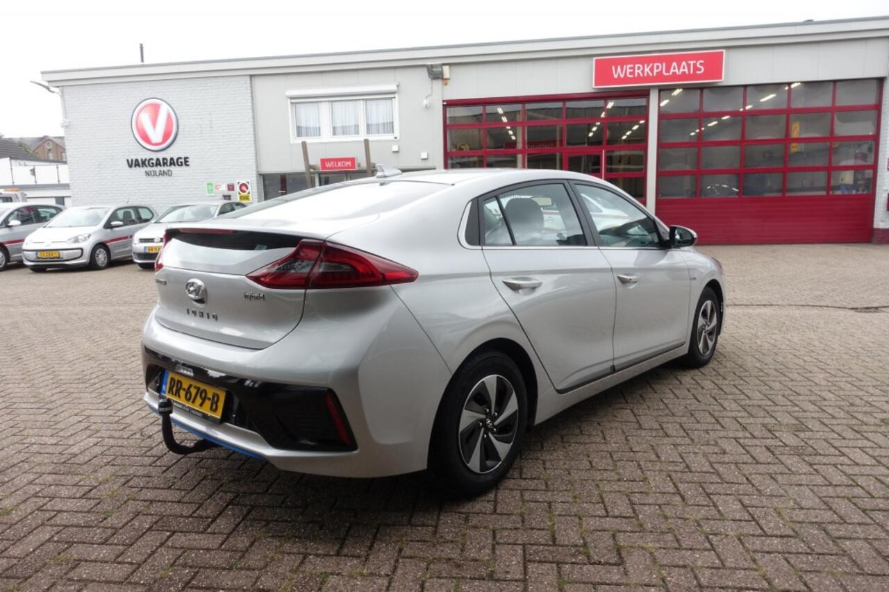 Hyundai IONIQ 1.6 GDI COMFORT TREKHAAK 1E EIGENAAR (All in prijs)