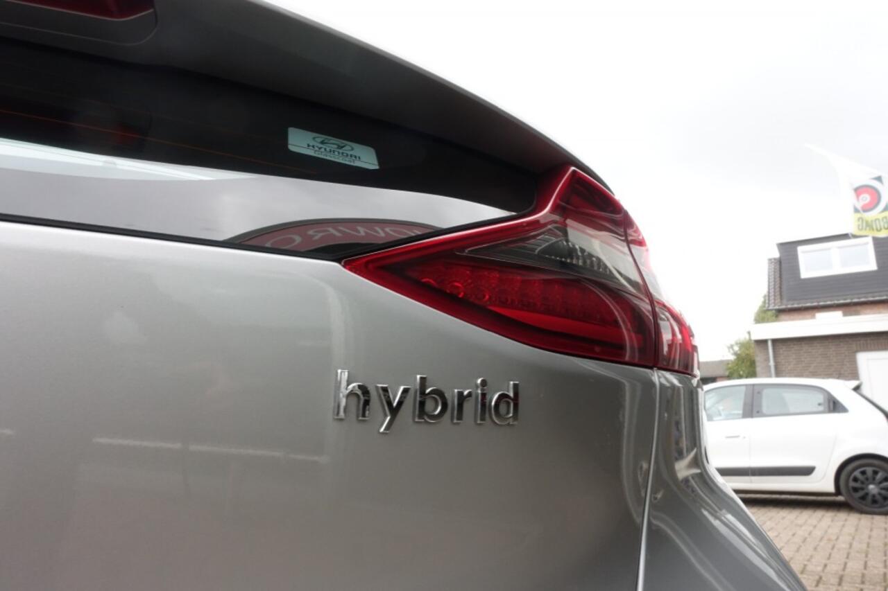 Hyundai IONIQ 1.6 GDI COMFORT TREKHAAK 1E EIGENAAR (All in prijs)