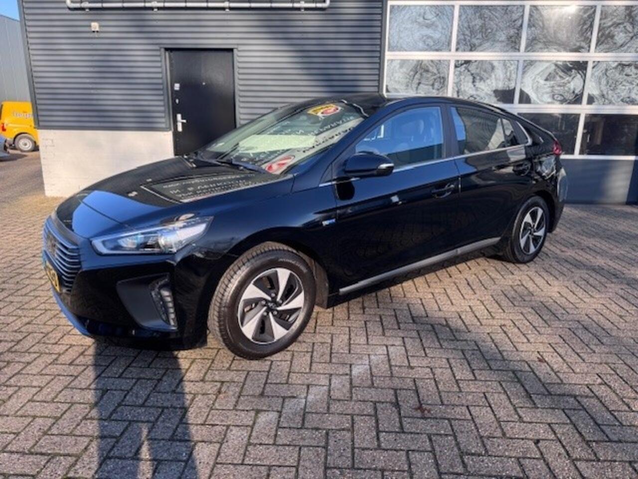 Hyundai IONIQ 1.6 GDi Comfort. Navi, Trekhaak. 5drs.