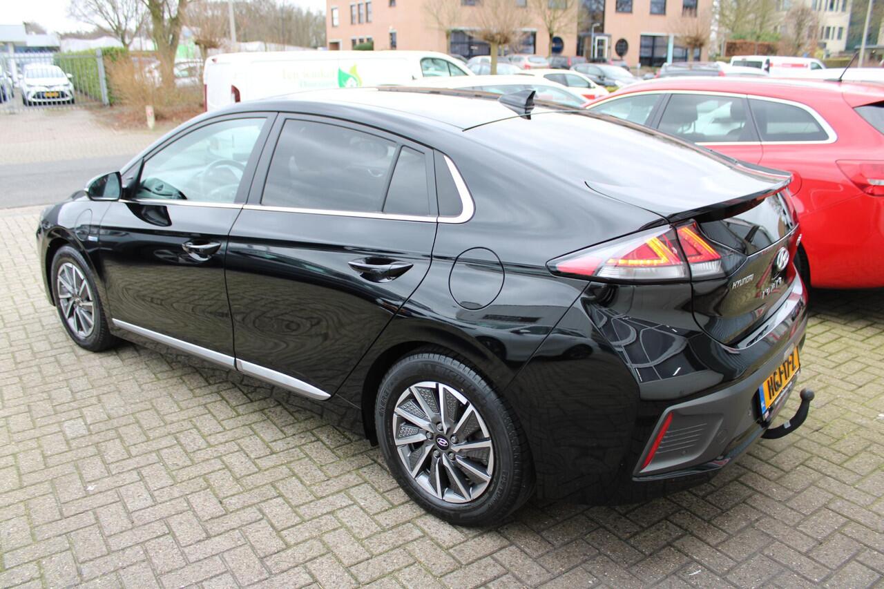 Hyundai IONIQ 1.6 GDi PHEV Premium