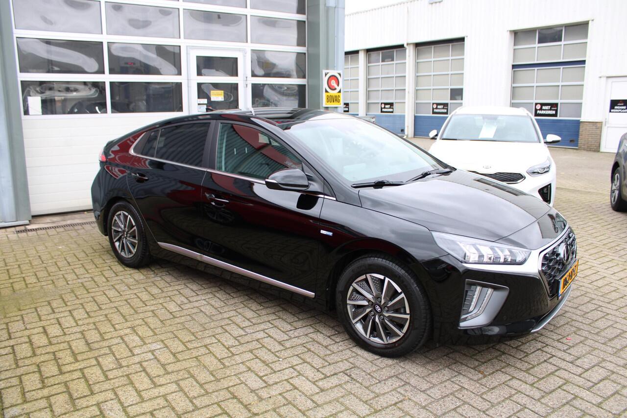 Hyundai IONIQ 1.6 GDi PHEV Premium