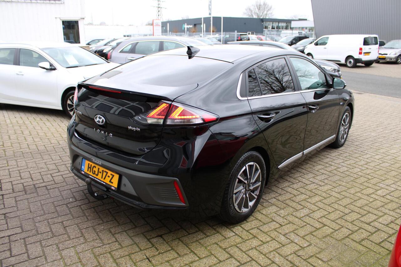 Hyundai IONIQ 1.6 GDi PHEV Premium