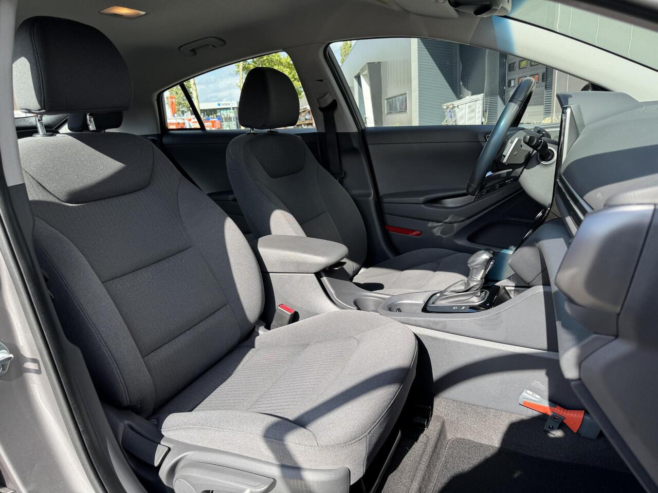 Hyundai IONIQ 1.6 GDi Comfort - Plus | Navigatie | Camera | Apple Carplay/Android Auto | Adapt. Cruise Control | Keyless Entry | Rijklaarprijs!