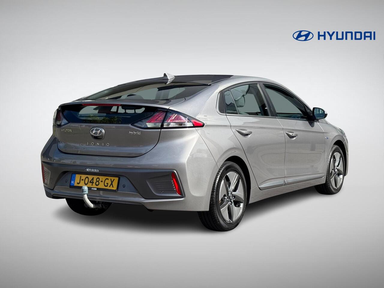 Hyundai IONIQ 1.6 GDi Comfort - Plus | Navigatie | Camera | Apple Carplay/Android Auto | Adapt. Cruise Control | Keyless Entry | Rijklaarprijs!
