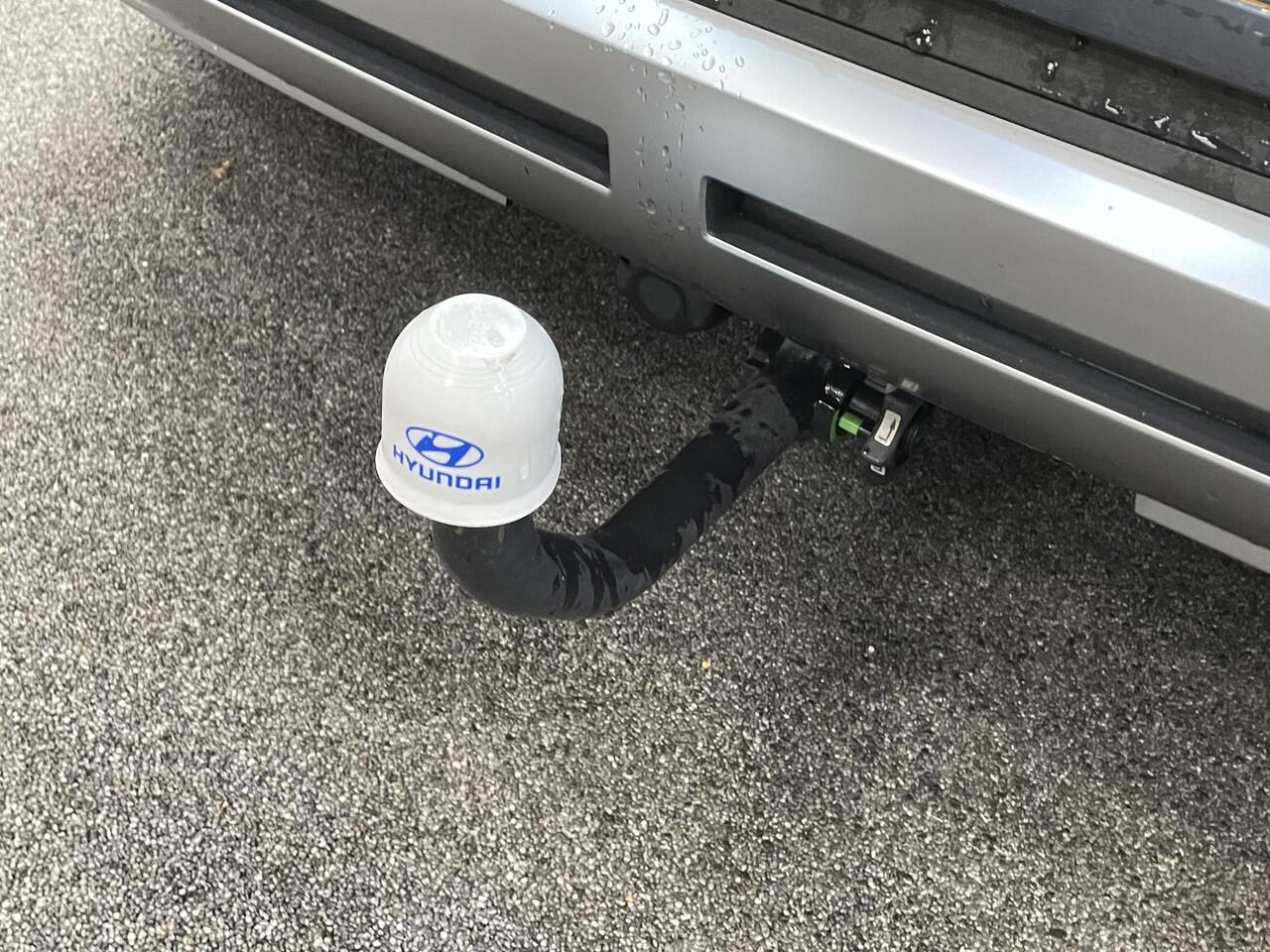 Hyundai IONIQ 5 Style 58 kWh SOH 98% Warmtepomp Airco ECC Navi Carplay Virtual Dashboard Trekhaak PDC VA+ Camera Full LED Adaptive Cruise 19" Velgen