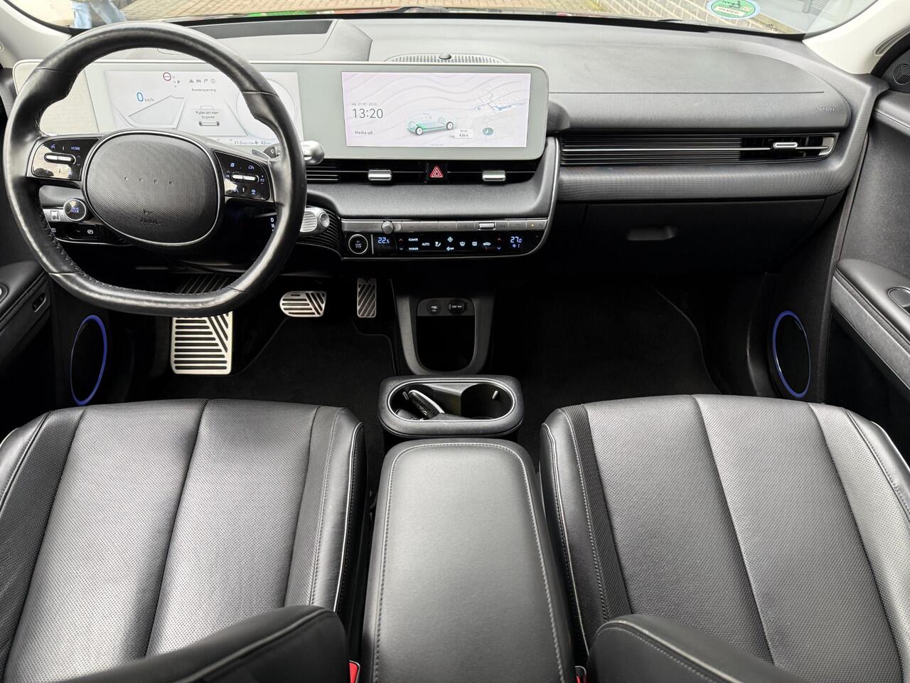 Hyundai IONIQ 5 Lounge 73kWh / NL auto / SOH 100% / Eerste Eigenaar / Dealer Onderhouden / Elektrische Stoelen met Geheugen / Stoel Verwarming+Verkoeling / Adaptive Cruise / Head-Up Display / 360º Camera / Apple Carplay&Android Auto /