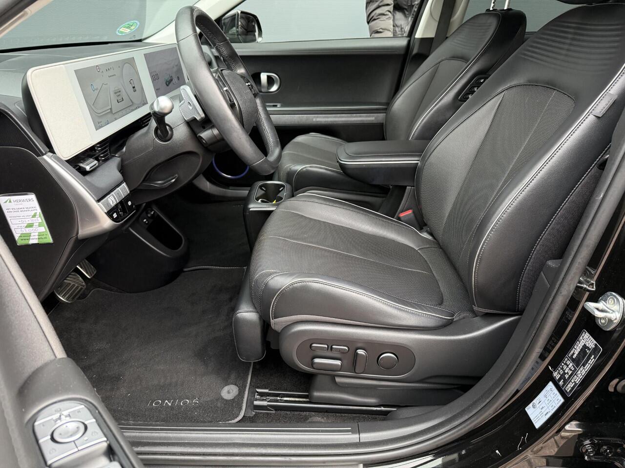 Hyundai IONIQ 5 Lounge 73kWh / NL auto / SOH 100% / Eerste Eigenaar / Dealer Onderhouden / Elektrische Stoelen met Geheugen / Stoel Verwarming+Verkoeling / Adaptive Cruise / Head-Up Display / 360º Camera / Apple Carplay&Android Auto /