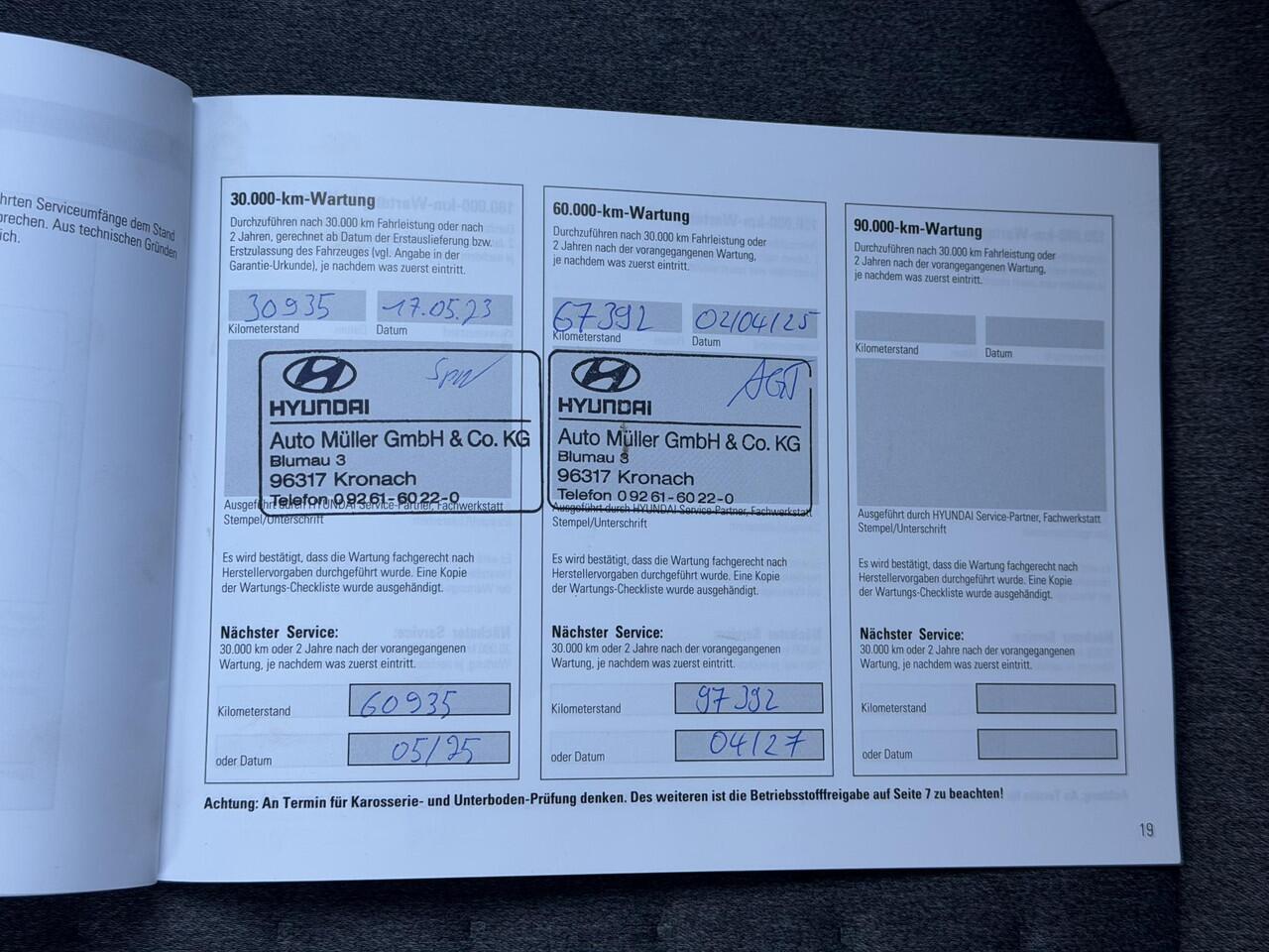 Hyundai IONIQ 5 Connect+ 73kWh / Fabrieksgarantie tot 11-2026 / SOH 100% / Dealer Onderhouden / 8 Jaar Batterij Garantie / Warmtepomp / 20" Lounge Wielen / Camera / Elektr. Stoelen / Stoel & Stuurwiel Verwarming / Achterbank Verwarming / Apple Carplay & Android Auto /