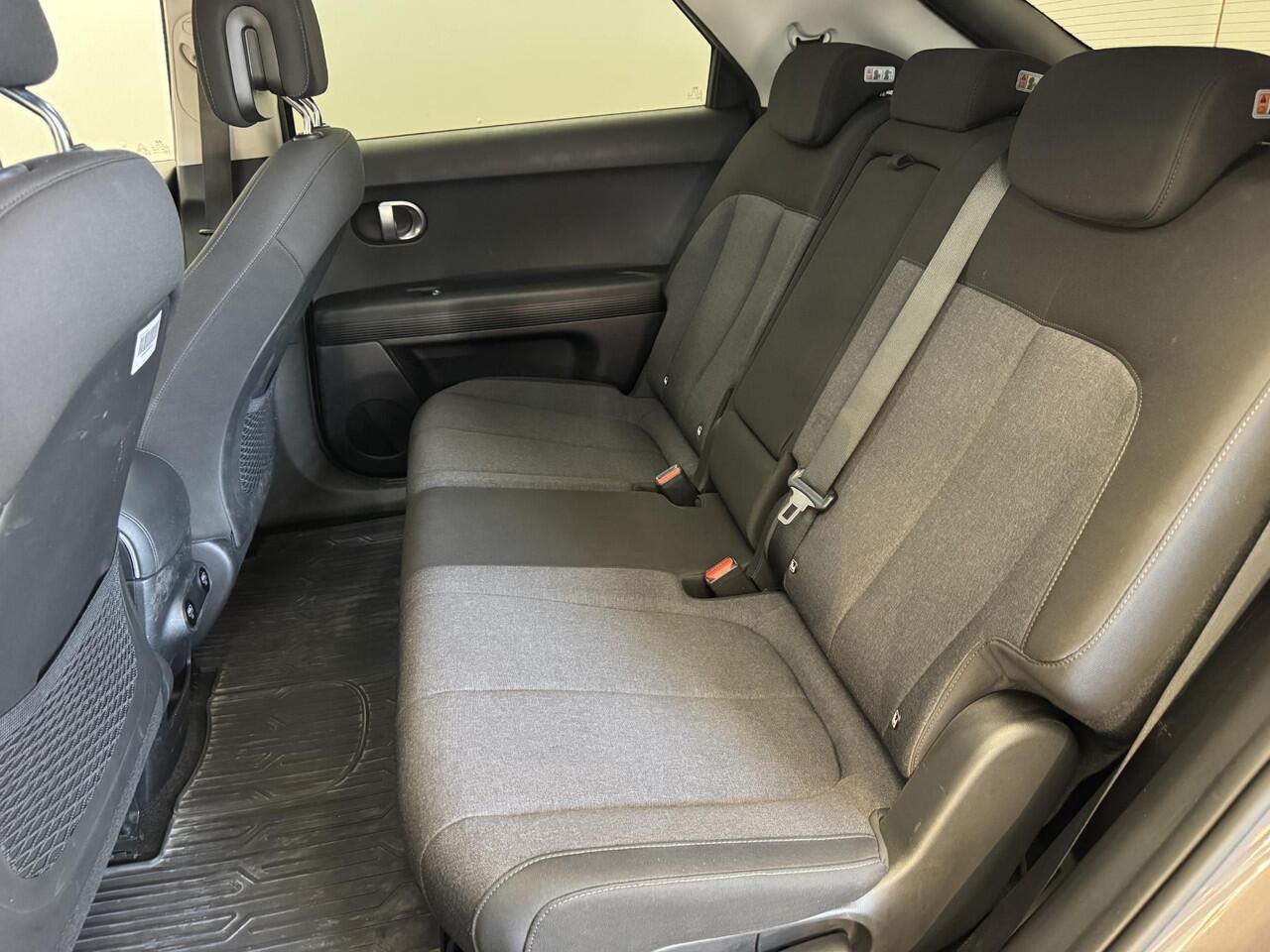 Hyundai IONIQ 5 Style 58 kWh | Warmtepomp | SOH 95% | Trekhaak | NL Auto | Rijklaarprijs