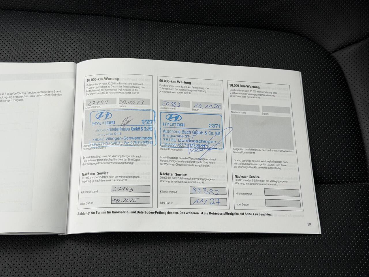 Hyundai IONIQ 5 Lounge 73kWh / Afneembare Trekhaak 1600Kg / Fabrieksgarantie tot 11-2026 / Accu SOH 91,70% / Warmtepomp / Batterij Garantie 8 Jaar / BOSE / HUD / 360 Camera / Elektr. Stoelen / Stoel Verwarming / Stoel Ventilatie / Dodehoek Detectie / Elektr. Achterklep