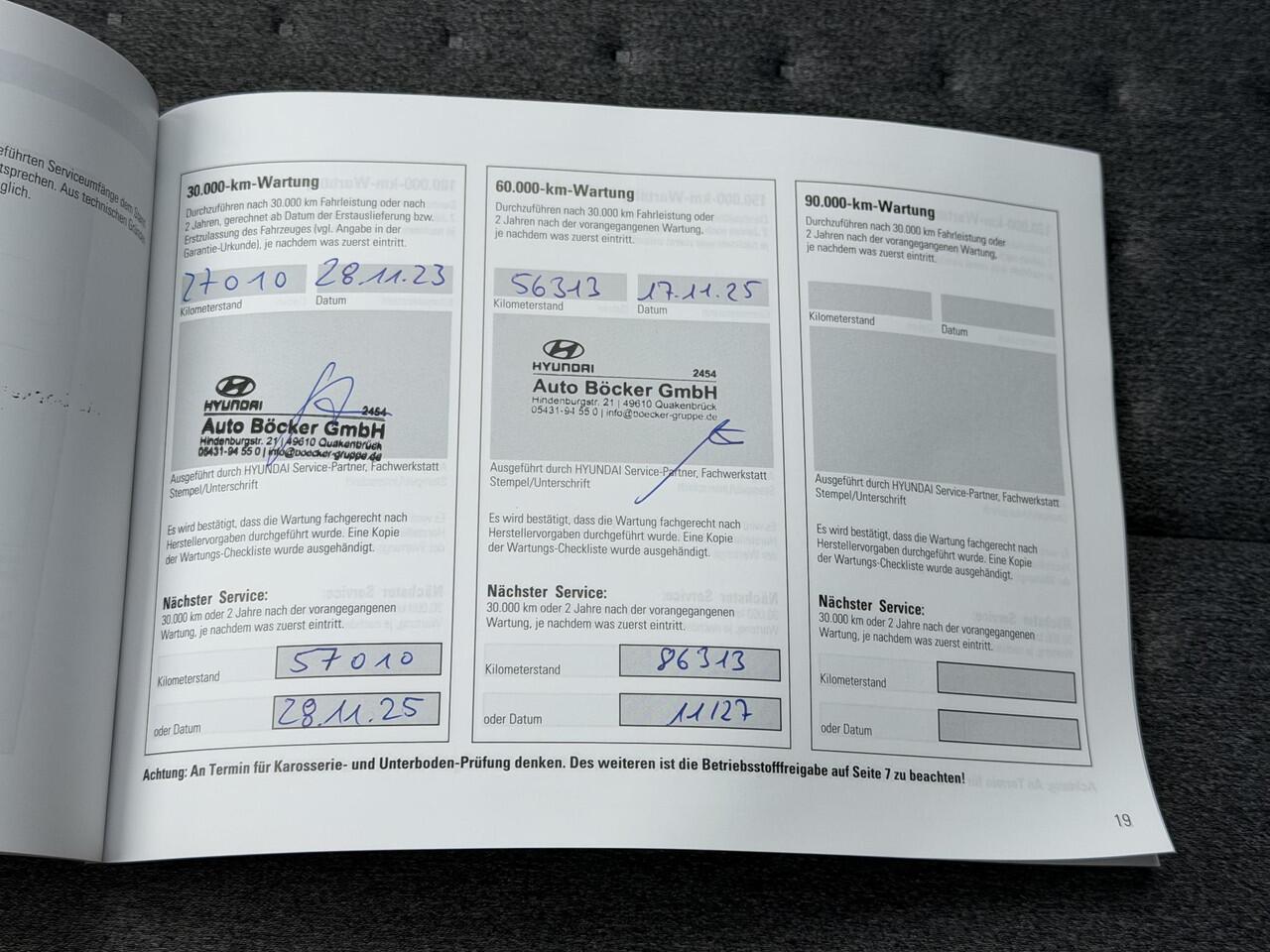 Hyundai IONIQ 5 Connect 73kWh Automaat / Afneembare Trekhaak 1600 Kg / SOH 98% / Dealer onderhouden / Fabrieksgarantie tot 12-2026 / 8 Jaar Batterij Garantie / Warmtepomp / Camera / Navigatie / Stoel en Stuurwiel Verwarming / Achterbank Verwarming / Elektr. Achterkle