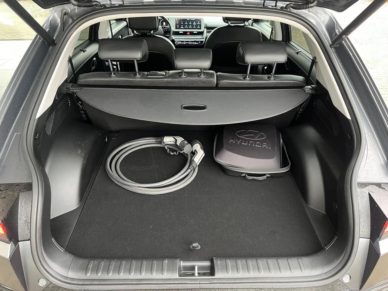 Hyundai IONIQ 5 Connect+ 73kWh | Lederen bekleding | Climate control | Wegklapbare trekhaak |