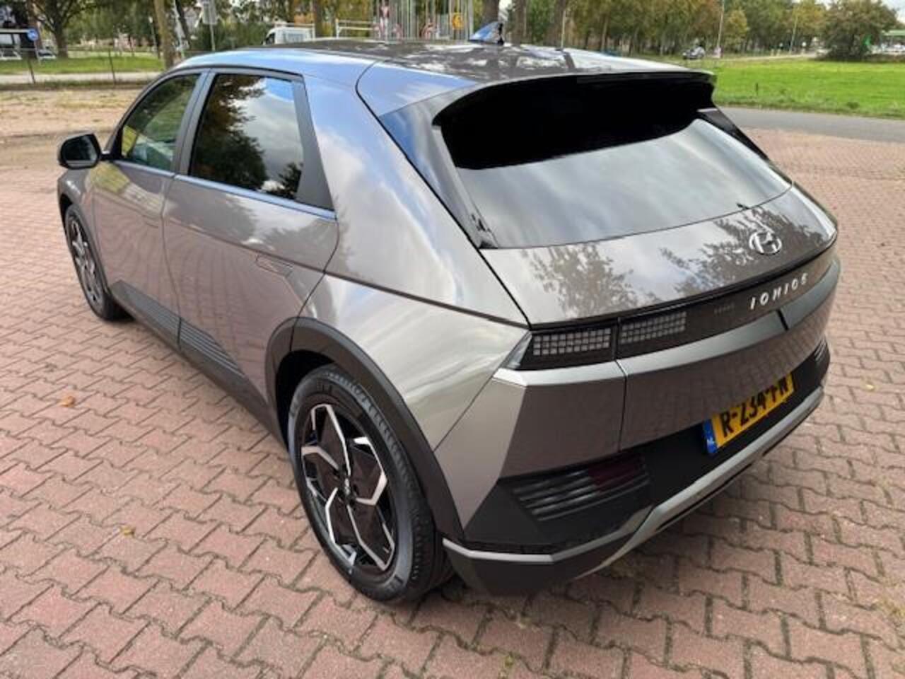 Hyundai IONIQ 5 CONNECT+ 73KWH 218PK/LEER/ACARPLAY/LED/CAM/GARANTIE