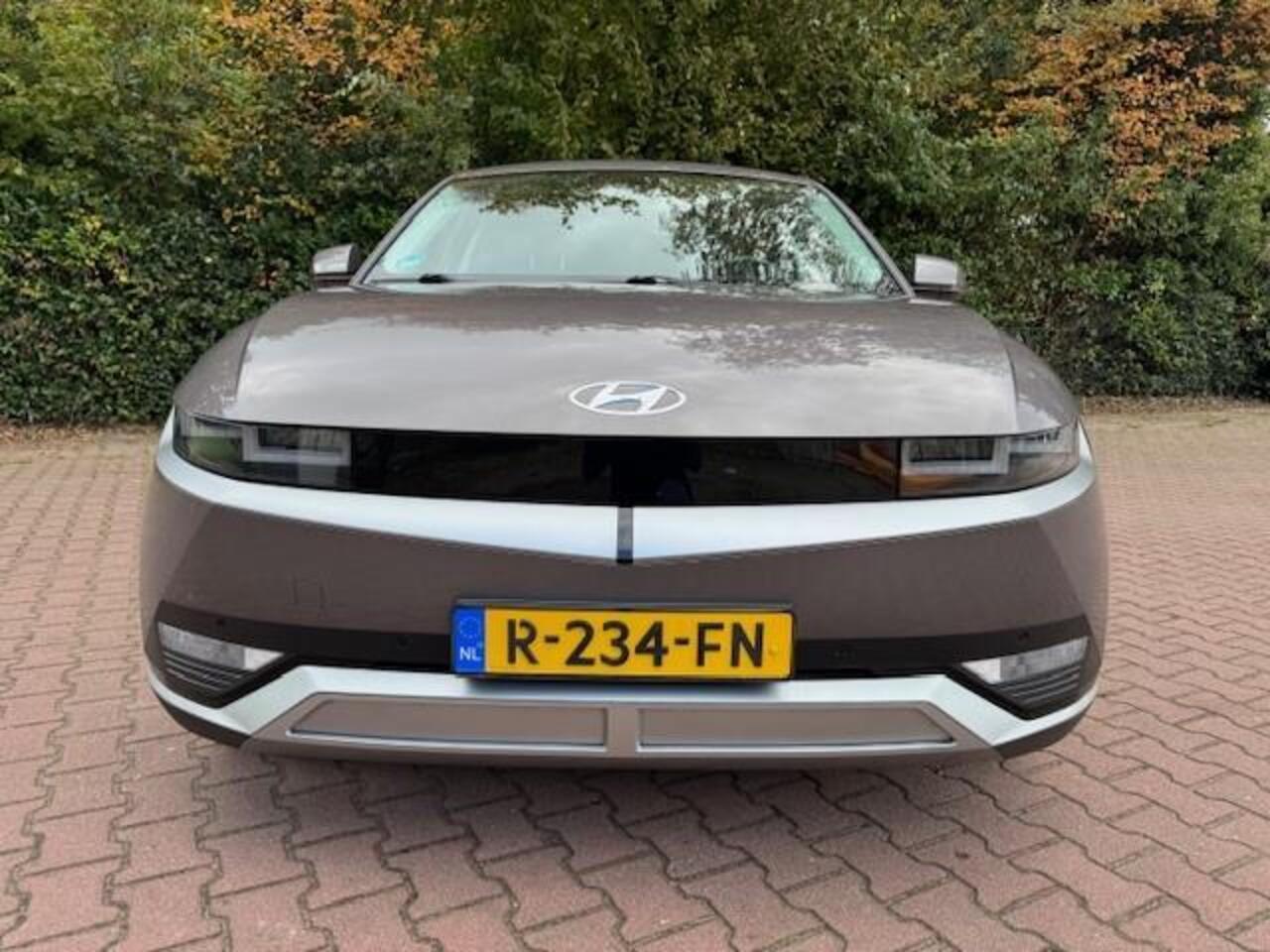 Hyundai IONIQ 5 CONNECT+ 73KWH 218PK SOH99,5%/LEER/ACARPLAY/LED/CAM/GARANTIE