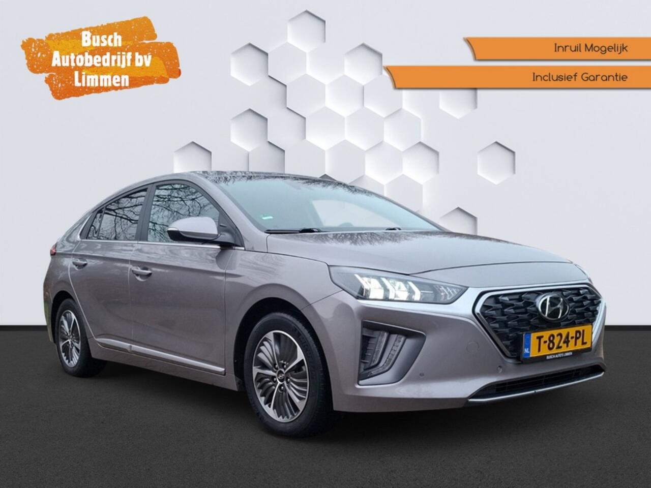 Hyundai IONIQ 1.6 GDi PHEV Advantage Sky-Active Plug-In Hybride, Alle optie's 61.000 km. Nieuwstaat.