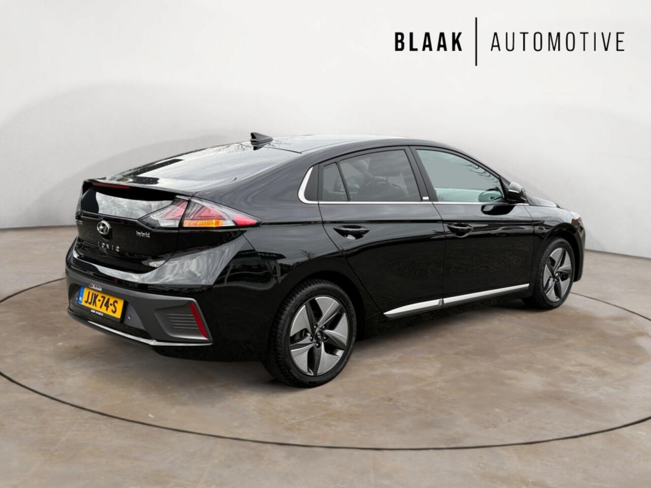 Hyundai IONIQ 1.6 GDi Comfort + | keyless | navigatie | automaat