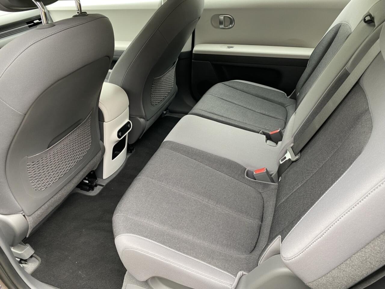 Hyundai IONIQ IONIQ5 Style 58 kWh * Stoelverwarming/Lane assist *