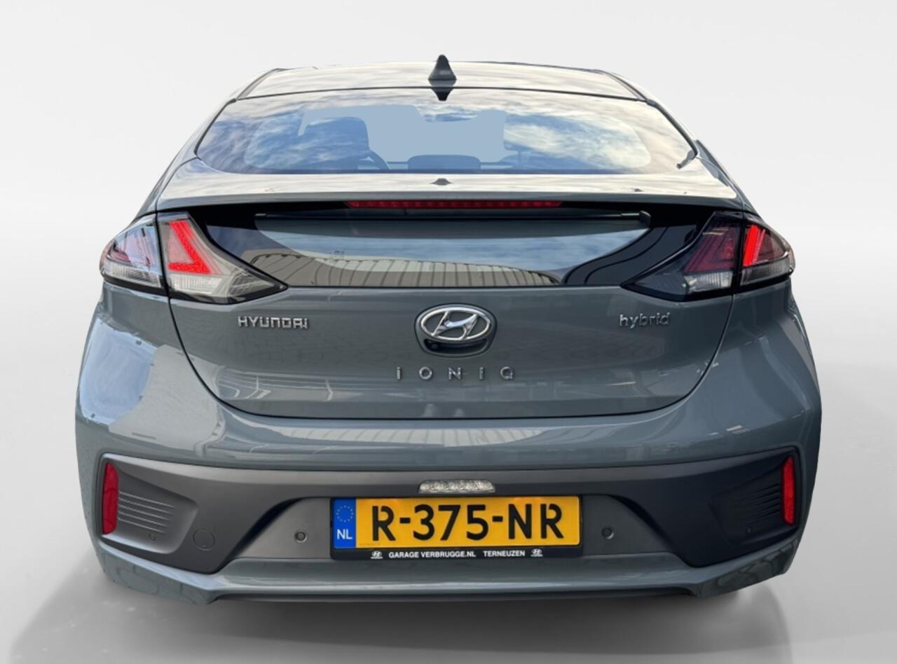 Hyundai IONIQ 1.6 GDI HEV Comfort | Navigatie | Premium audio | Cruise | Camer
