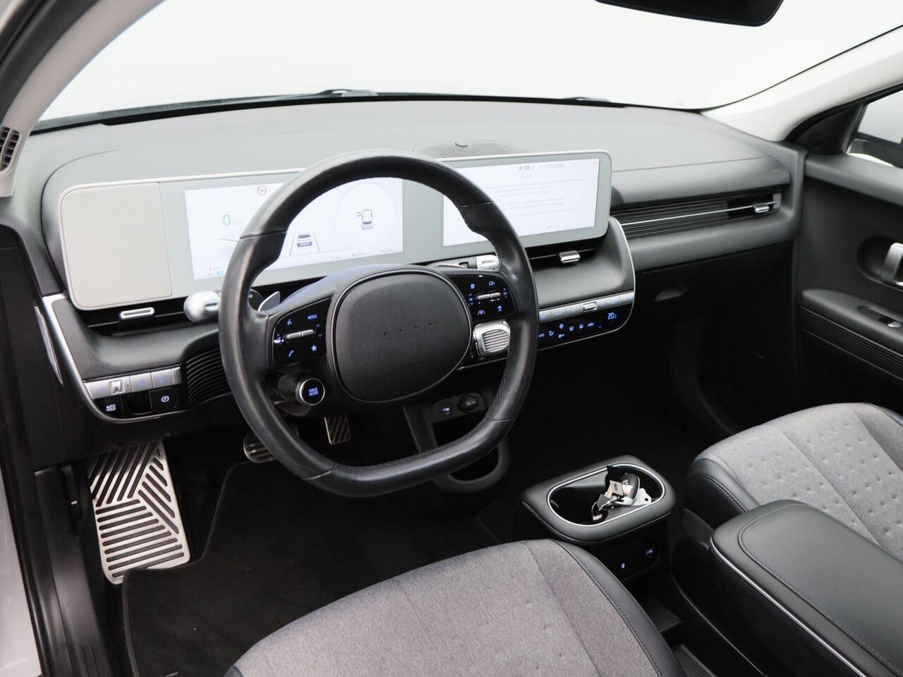 Hyundai IONIQ 5 Connect+ 73kWh 218 Pk | Bose Audio | Elektrisch Verstelbare Stoelen | Virtual Cockpit | Stoelverwarming | Camera | Adaptive Cruise | 19 Inch | 79.265 Km