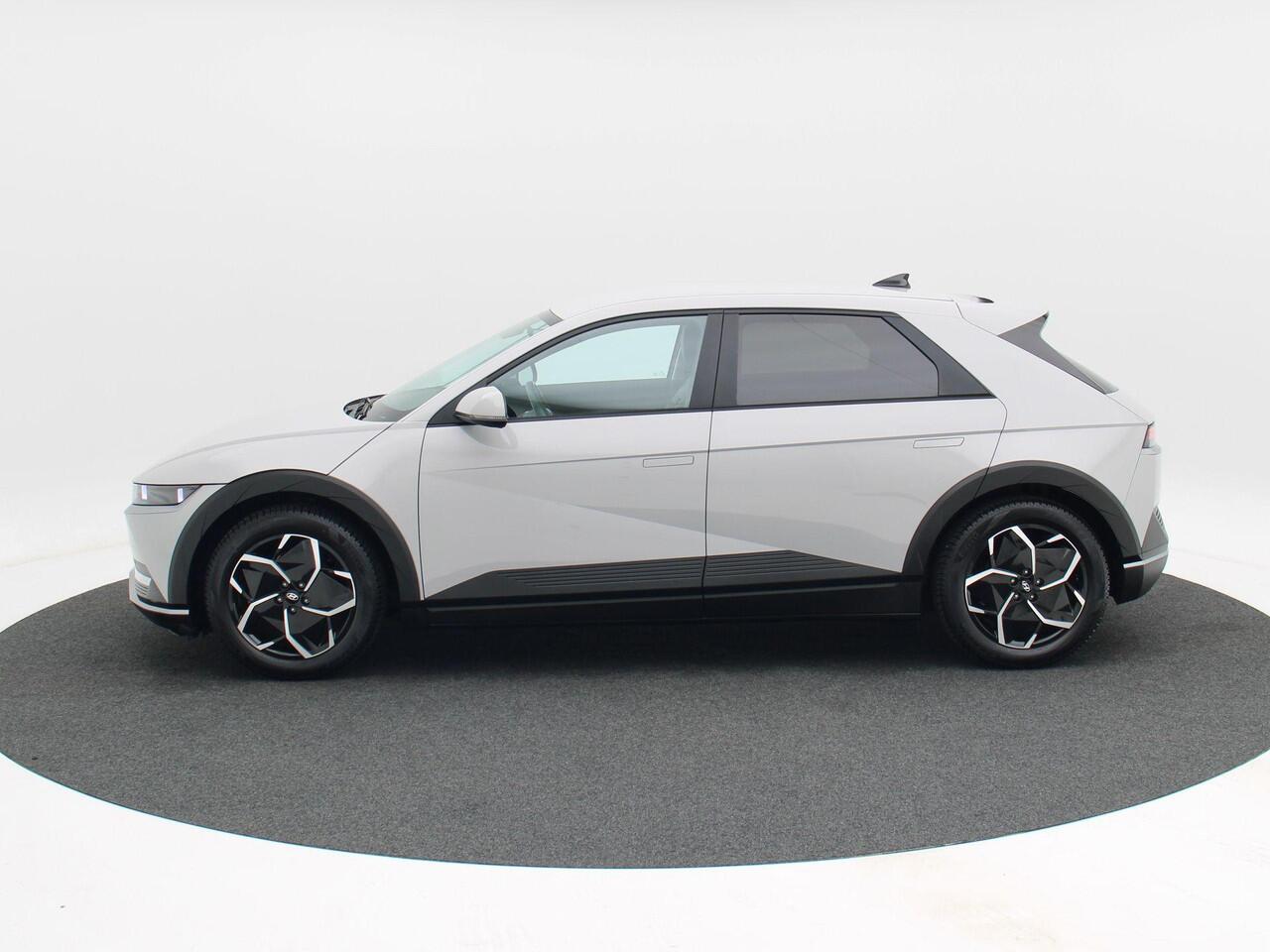 Hyundai IONIQ 5 Connect+ 73kWh 218 Pk | Bose Audio | Elektrisch Verstelbare Stoelen | Virtual Cockpit | Stoelverwarming | Camera | Adaptive Cruise | 19 Inch | 79.265 Km